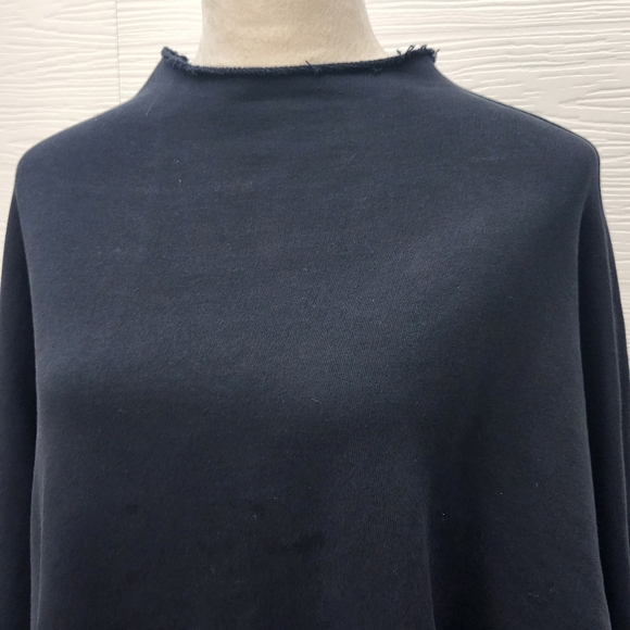 Frank & Eileen Effie Funnel Neck Capelet Black Sz Medium Raw Hem Edges Side Slit - Picture 3 of 11
